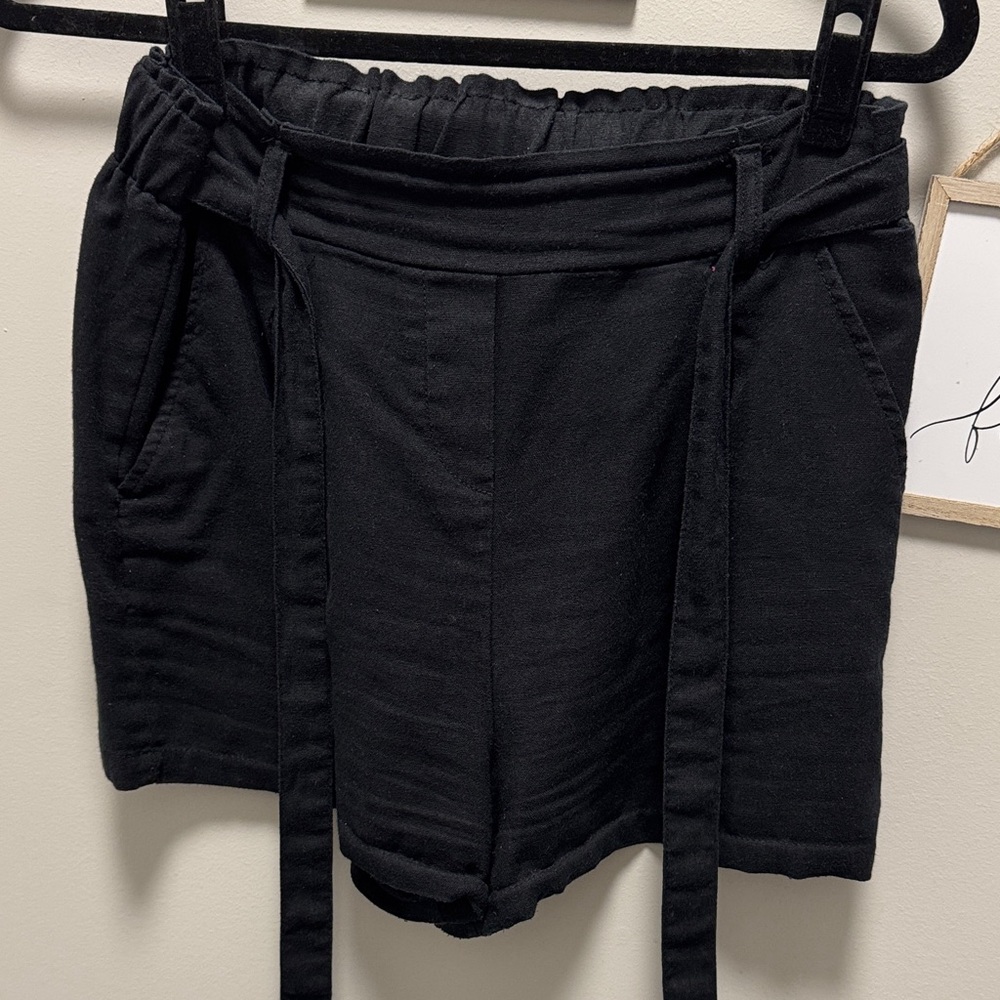 Ci Sono Black Women's Cargo Shorts